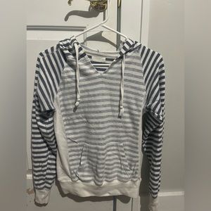 blue and white sweatshirt